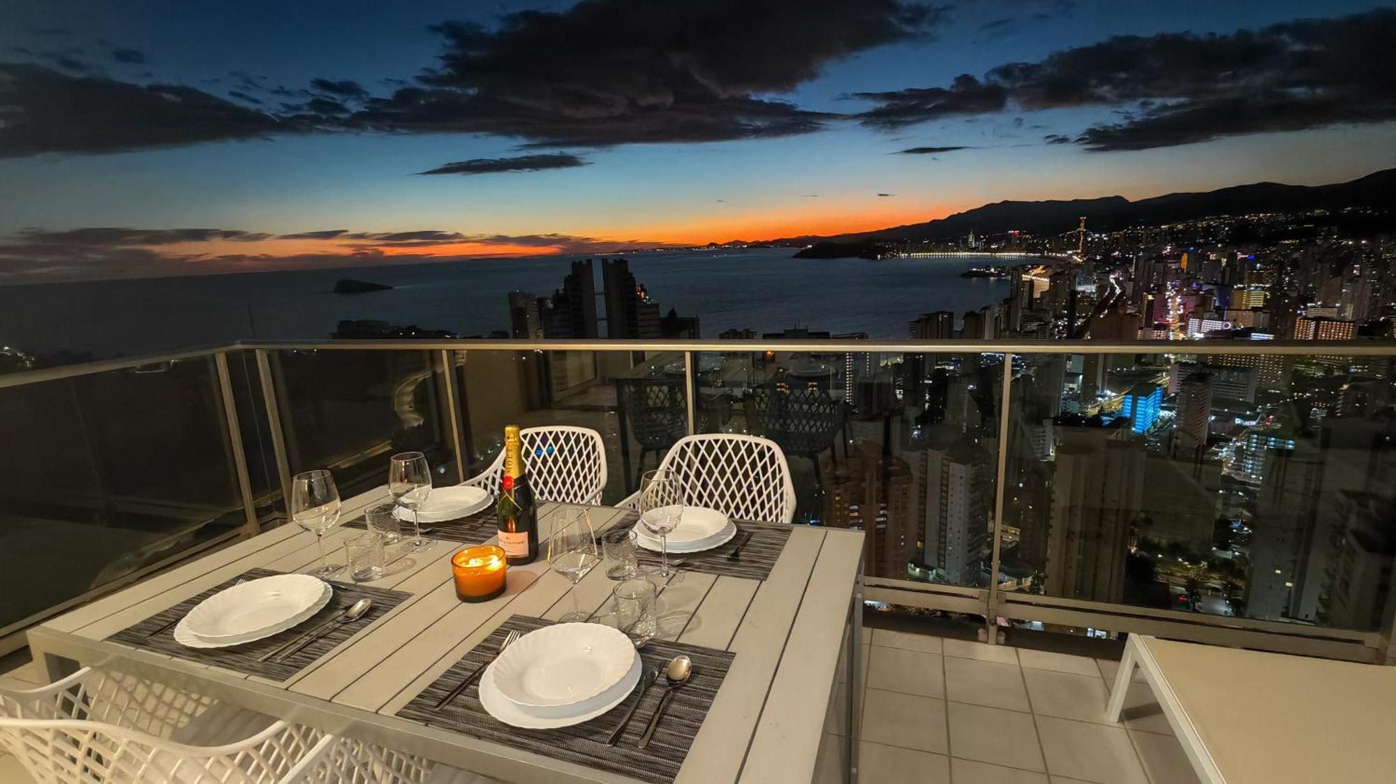 Skyline Floor 28 Sea Views Apartment Benidorm Exterior foto